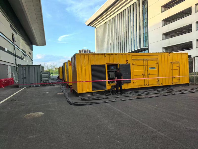 衢州柴油发电机冬季保养注意事项？